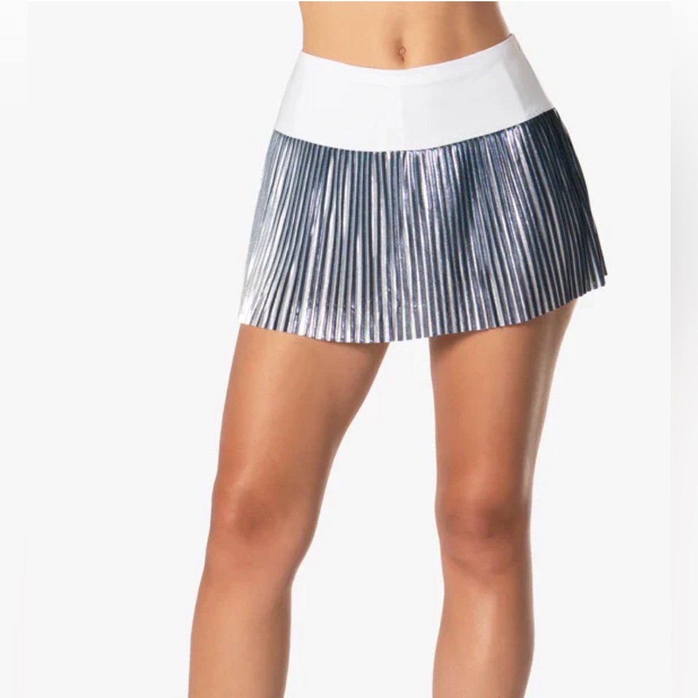 Lucky in Love Dazzle Metallic Pleated Skort Size Small
